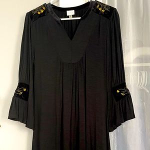Cupio 3/4 flounce Sleeve black dress!